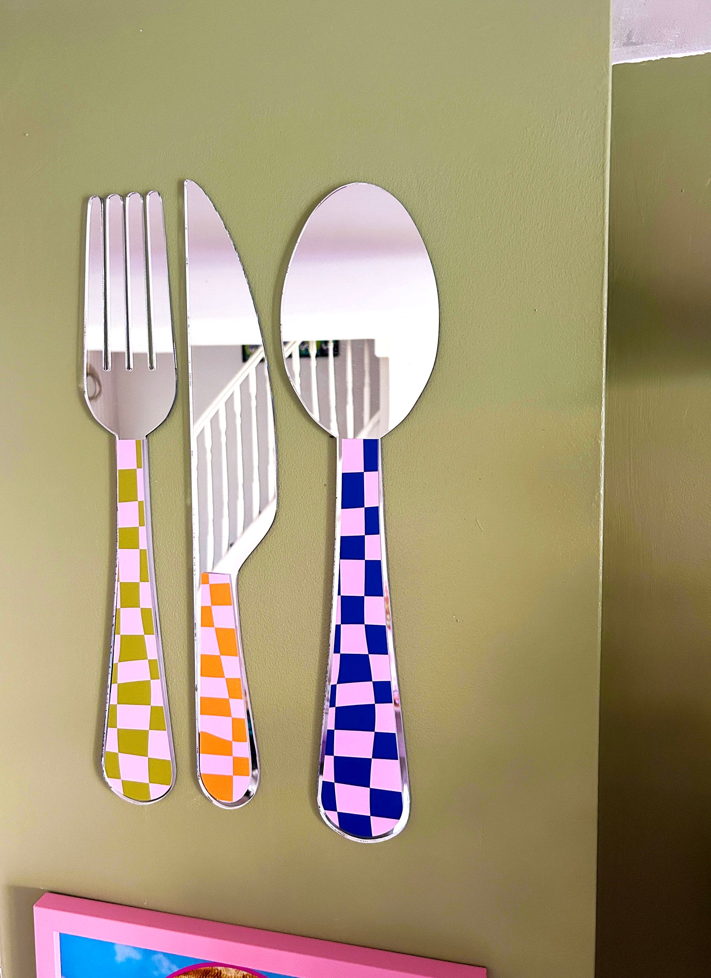 Oversized Checkerboard Cutlery Mirror Set